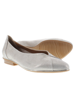 BETA - Ballerina mit V-Ausschnitt