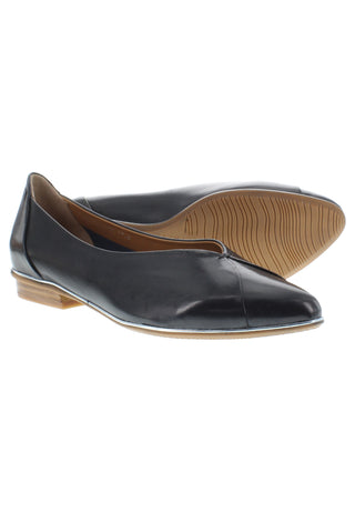 BETA - Ballerina mit V-Ausschnitt