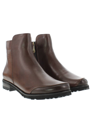 TIGRIDA - Puristische Lederstiefelette mit modernem Antik-Finish