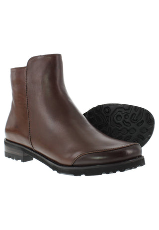 TIGRIDA - Puristische Lederstiefelette mit modernem Antik-Finish
